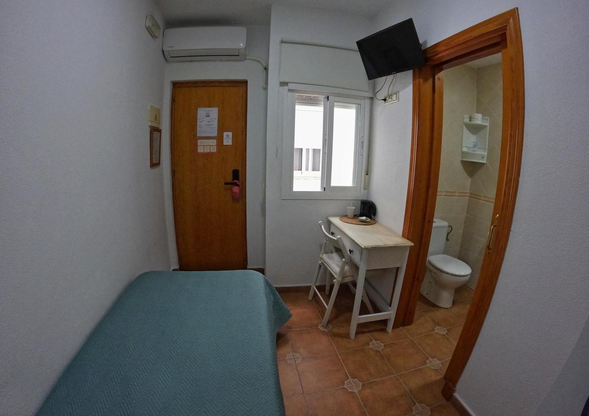 Hostal Canalejas Cádiz Exterior foto
